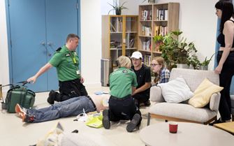 A first aid training session at an on-site venue.