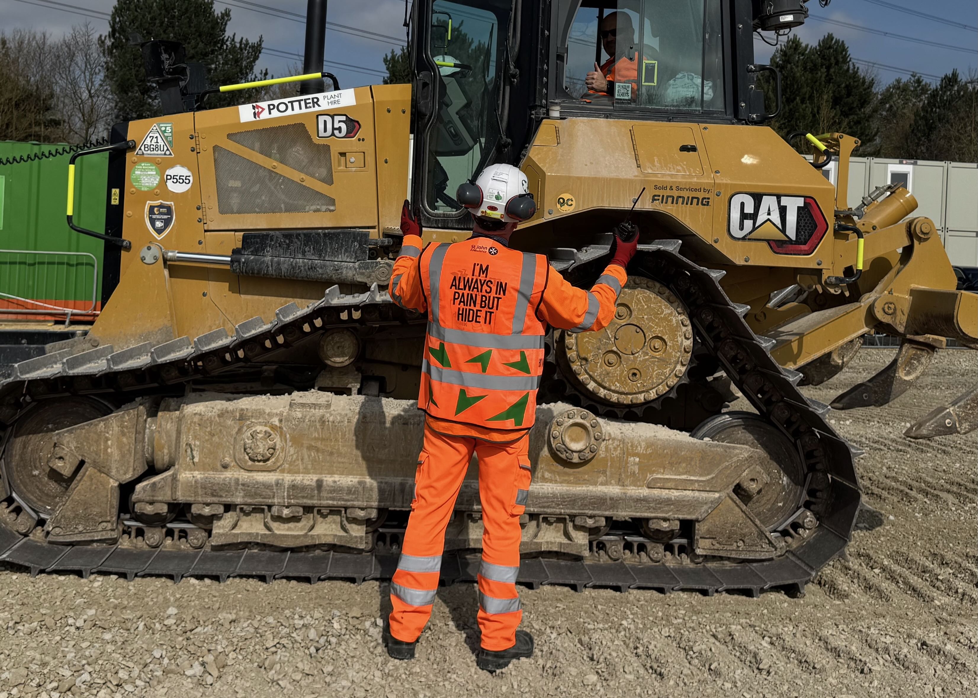 Hi-Vis-Vest-4.jpeg