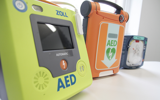 Defibrillator Buying Guide 2 