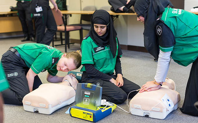 Cadets_practising_with_AED_pod.jpg